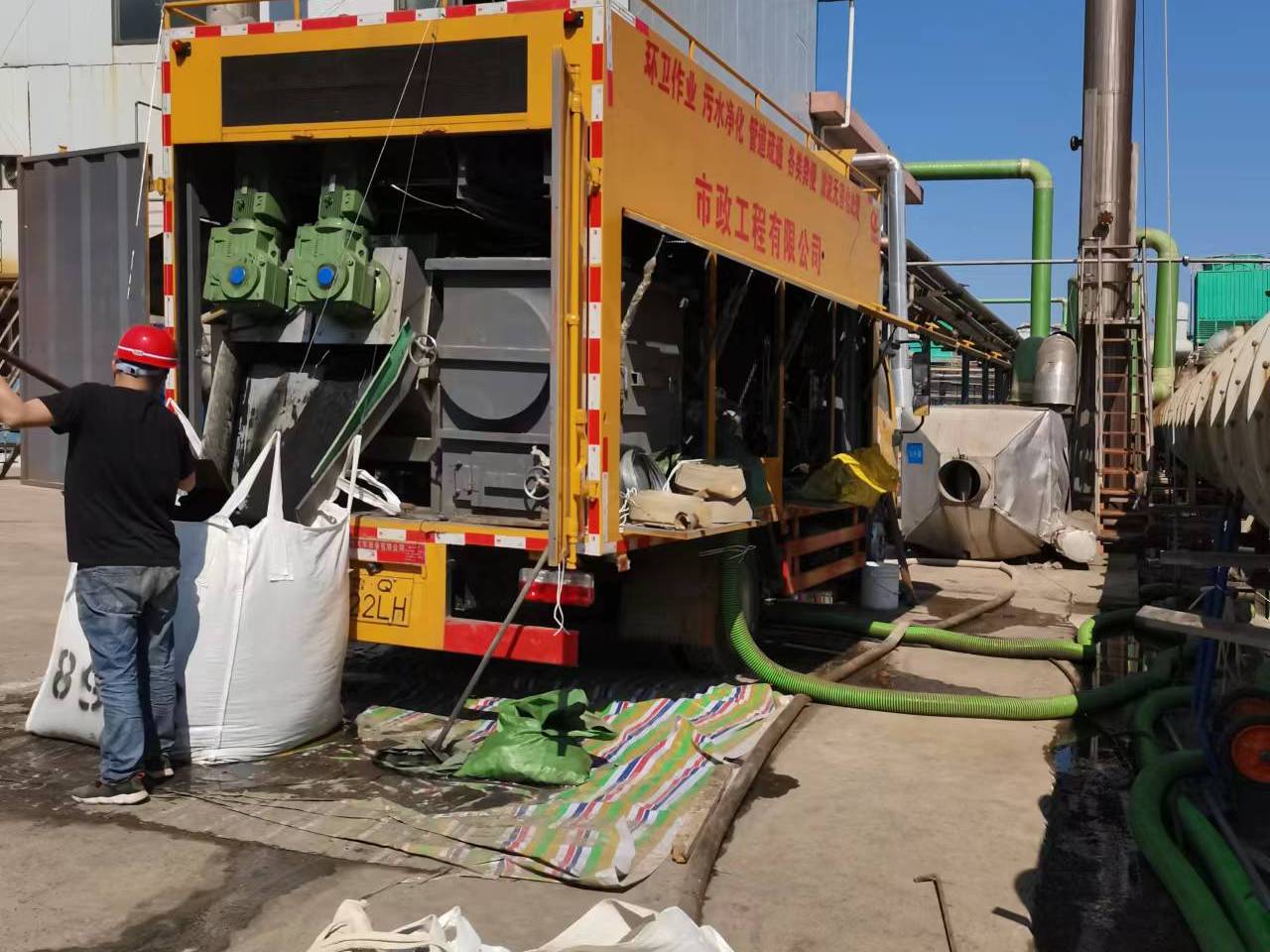 灵宝淤泥压干处理